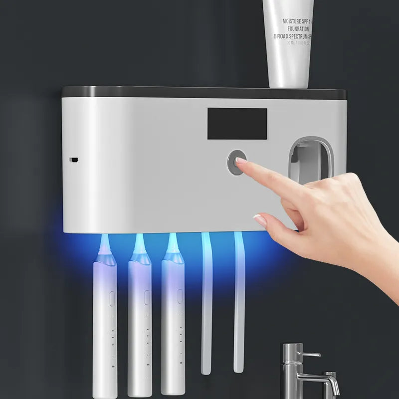 WALL-MOUNTED TOOTHBRUSH STORAGE WITH UV
