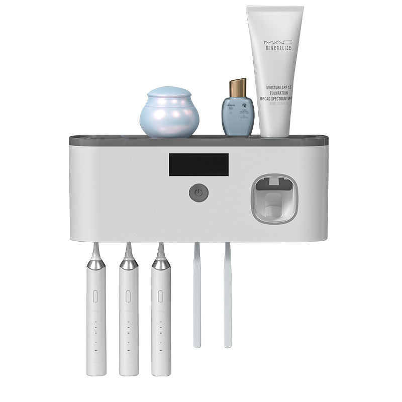WALL-MOUNTED TOOTHBRUSH STORAGE WITH UV