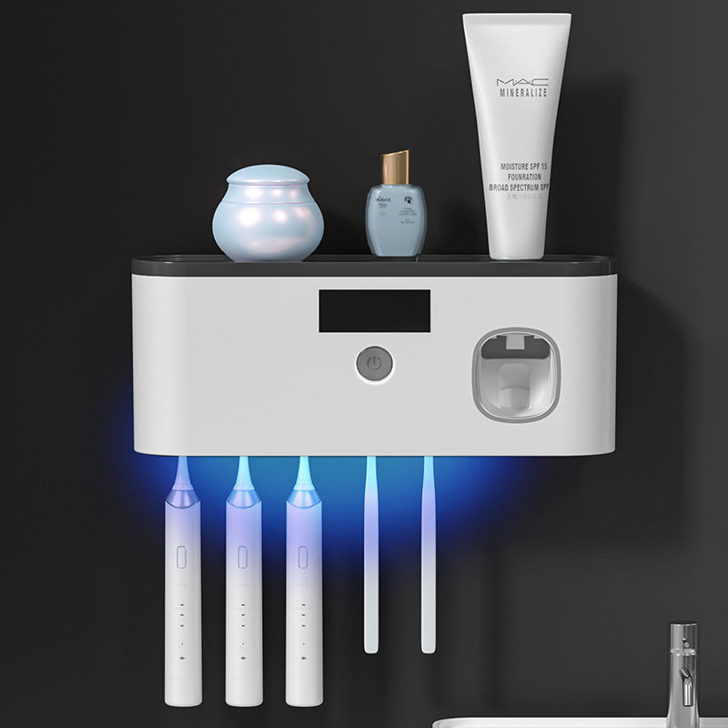 WALL-MOUNTED TOOTHBRUSH STORAGE WITH UV
