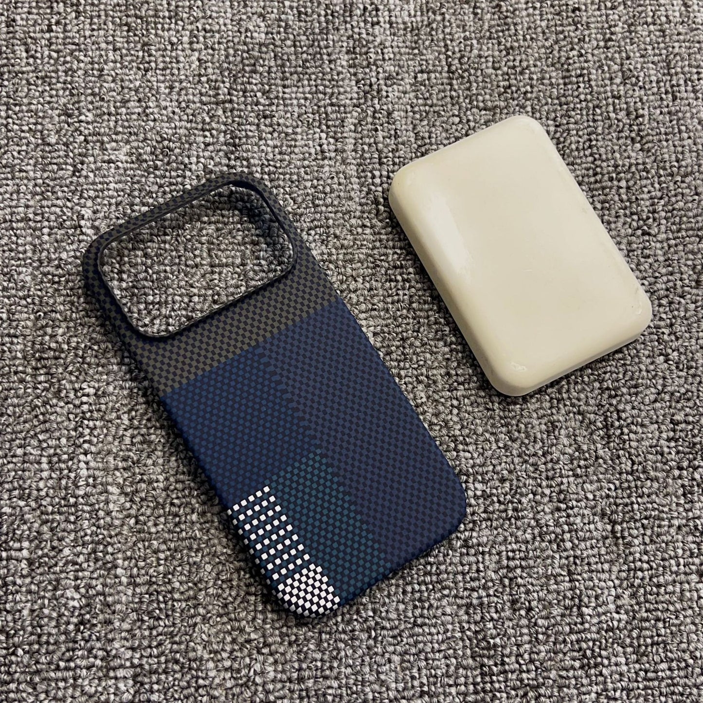 Iphone 17 Carbon Kevlar Case