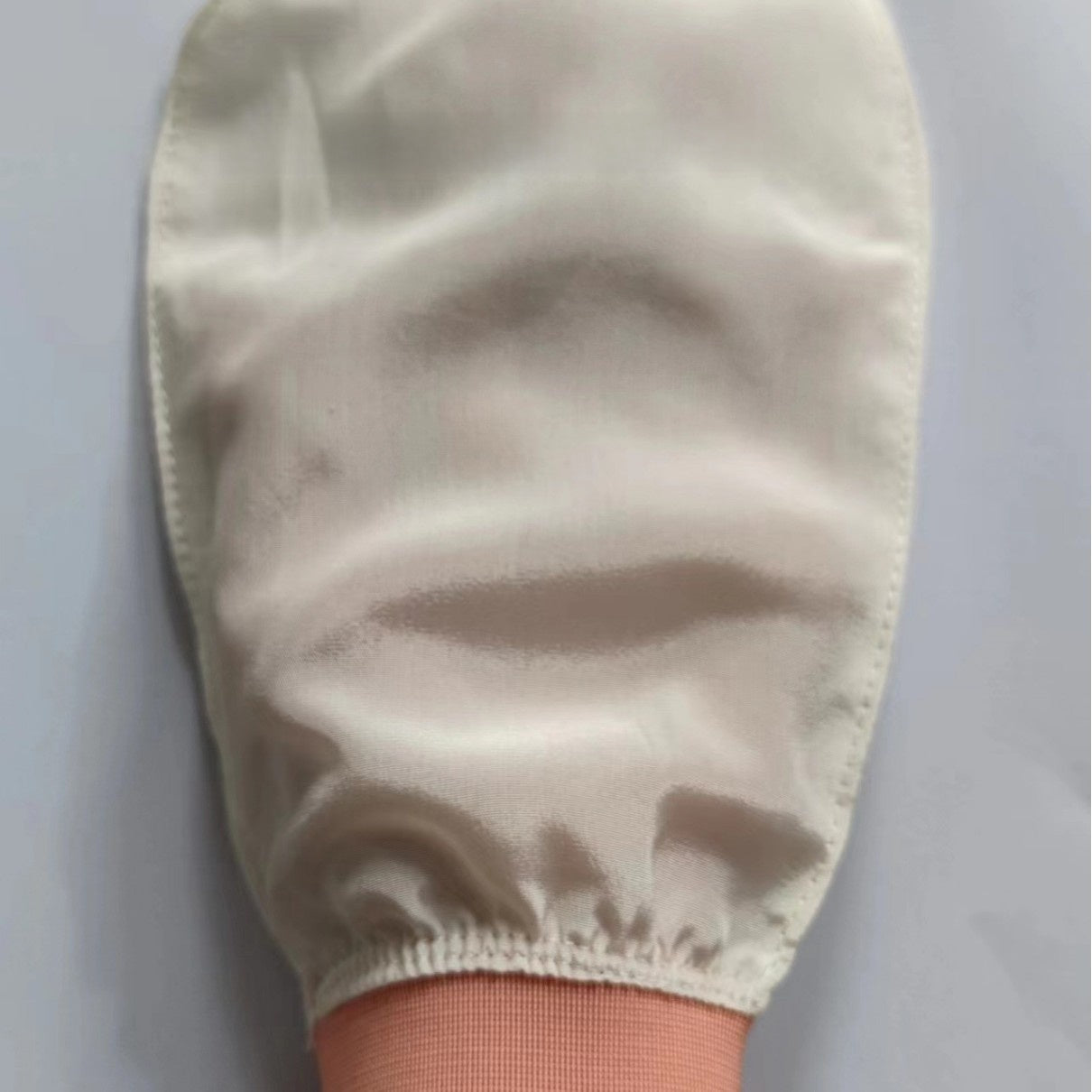 Silk  Bath Gloves - Gentle Exfoliating