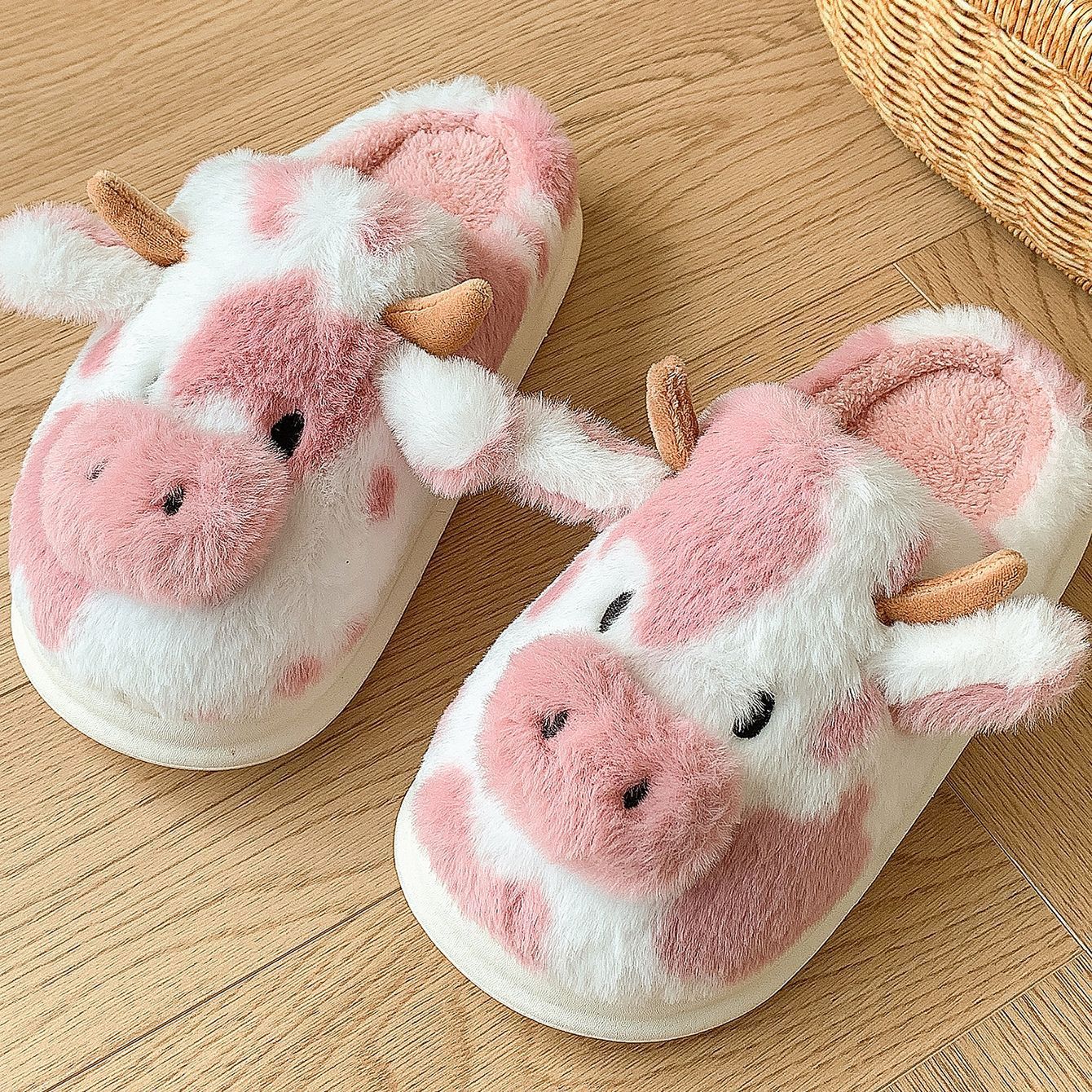 Plush Fleece-Lined Indoor Slippers with Anti-Slip Sole