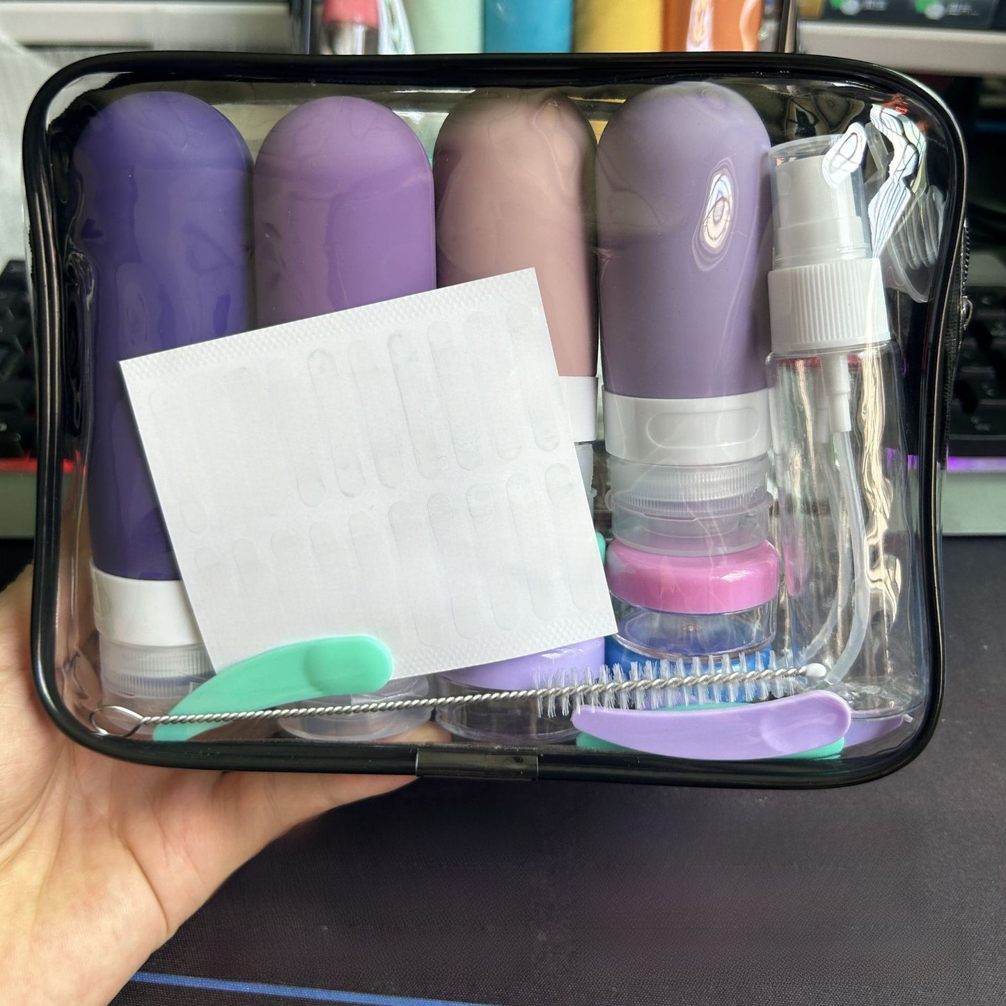 17-piece Silicone Compartmentalized Bottles