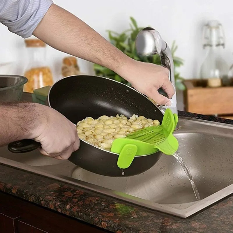 UNIVERSAL SILICONE STRAINER CLIP