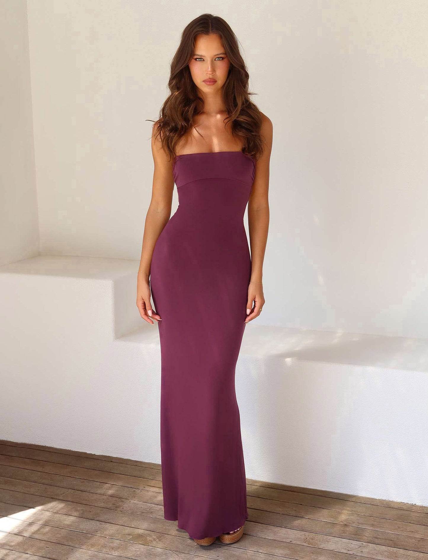Sexy, Solid Color Dress - Form-Fitting Backless Halter
