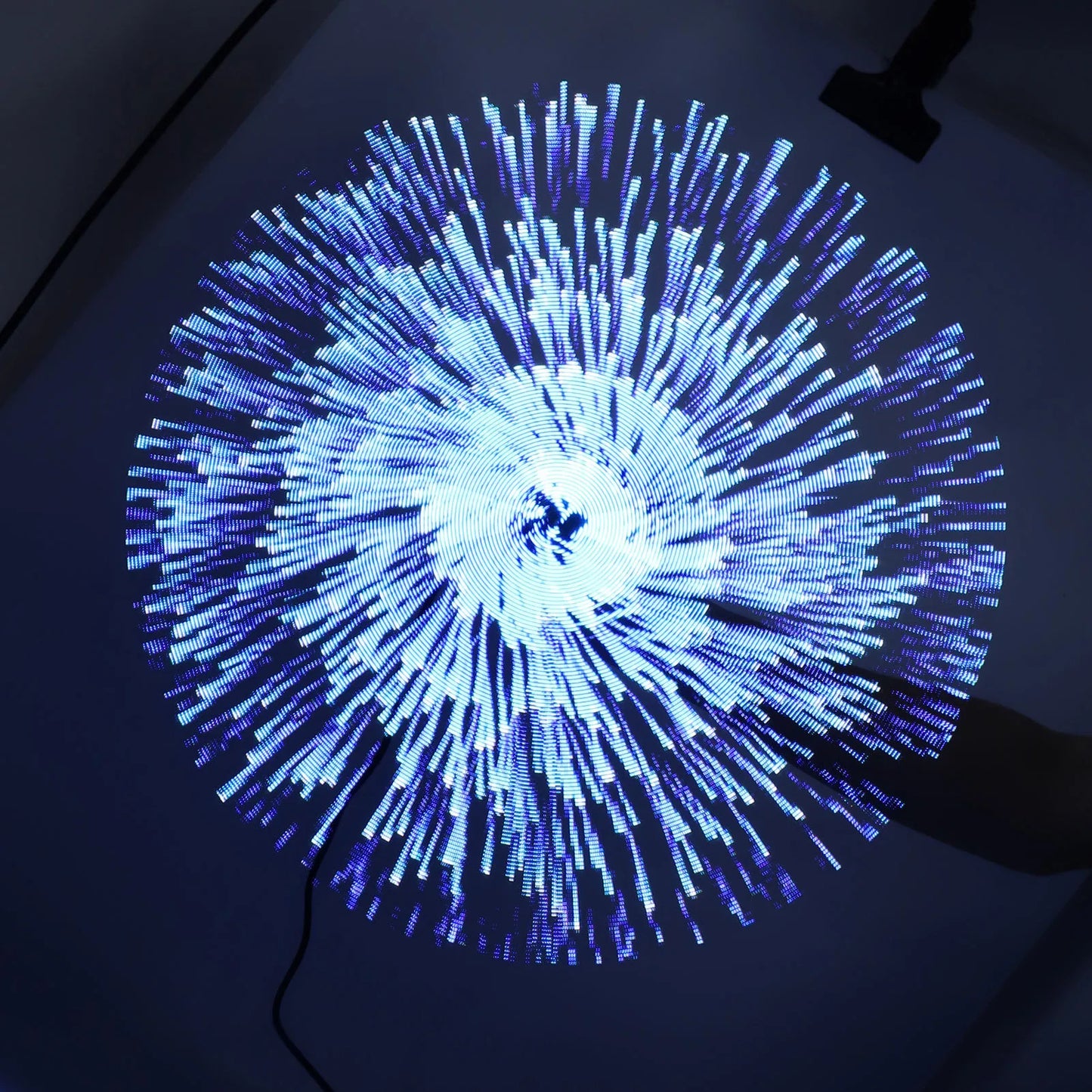 3D HOLOGRAM FAN