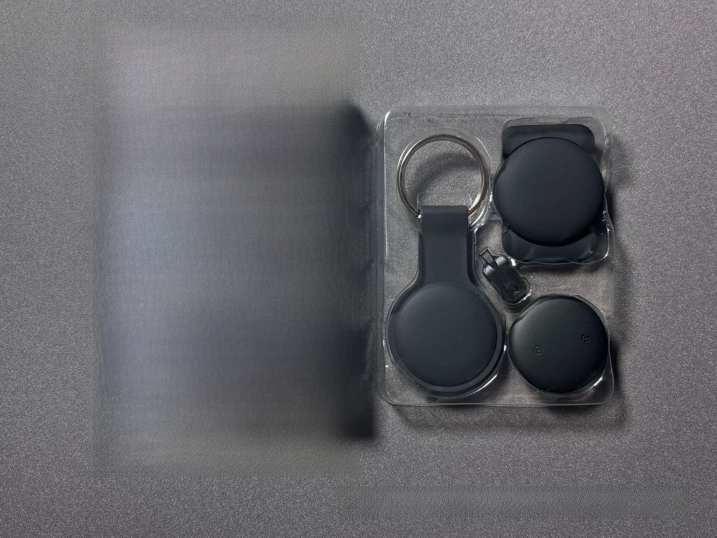 Magnetic positioning device