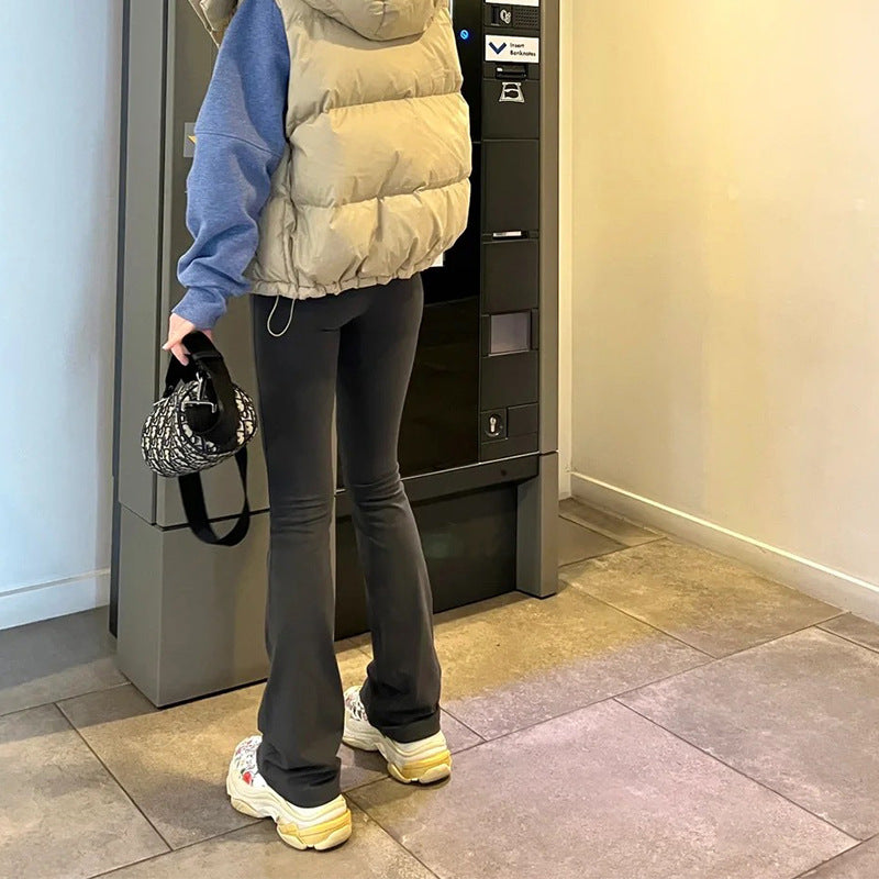 Flared pants, yoga pants