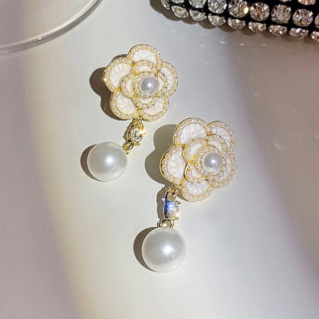 BAROQUE LADIES CLASSIC DROP EARRINGS