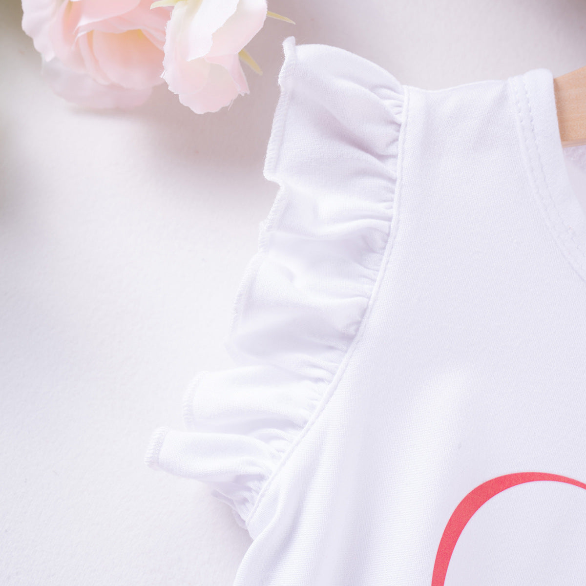 Flying Sleeve Love Printed T-shirt - Sweet Casual Two-Piece