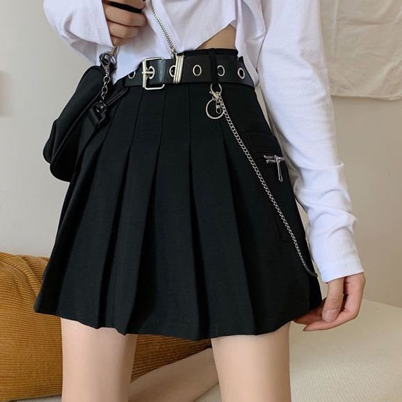 Korean Style Pleated Short Skirt with Chain Detail