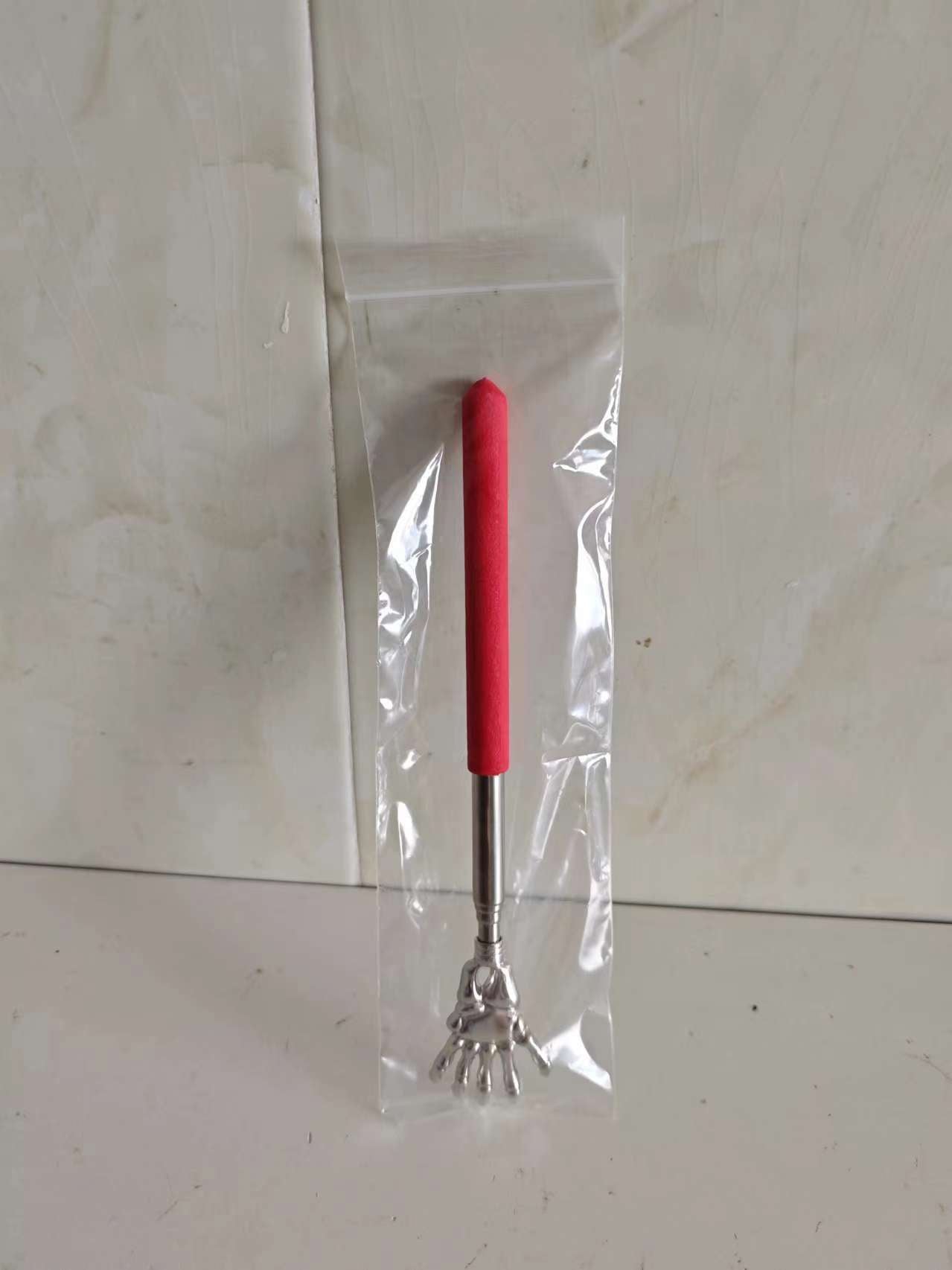 Retractable Stainless Steel Back Scratcher Massager