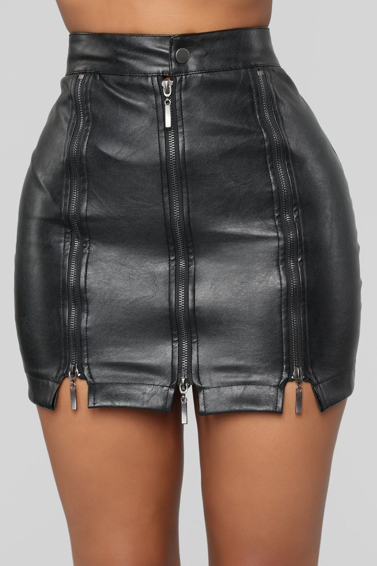 High Waist Leather Skirt with Zipper Detail